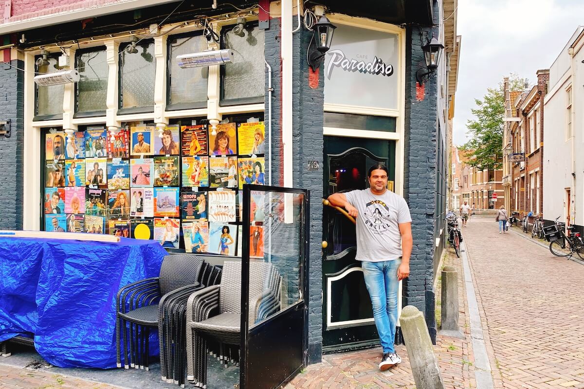 Café Paradiso Teaser