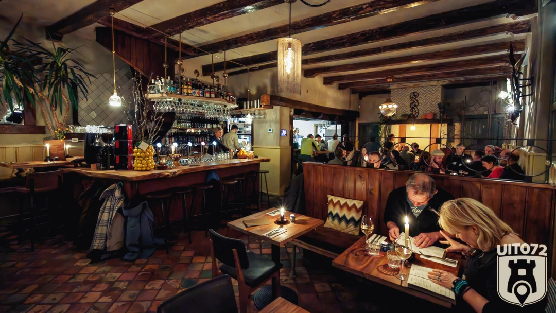 UIT072_RvdE_Jonas-interieur-3