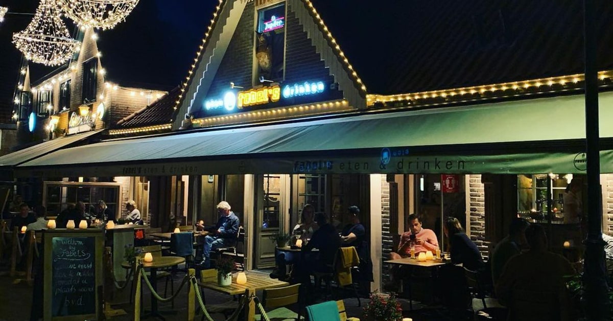 fabels bergen vooraanzicht