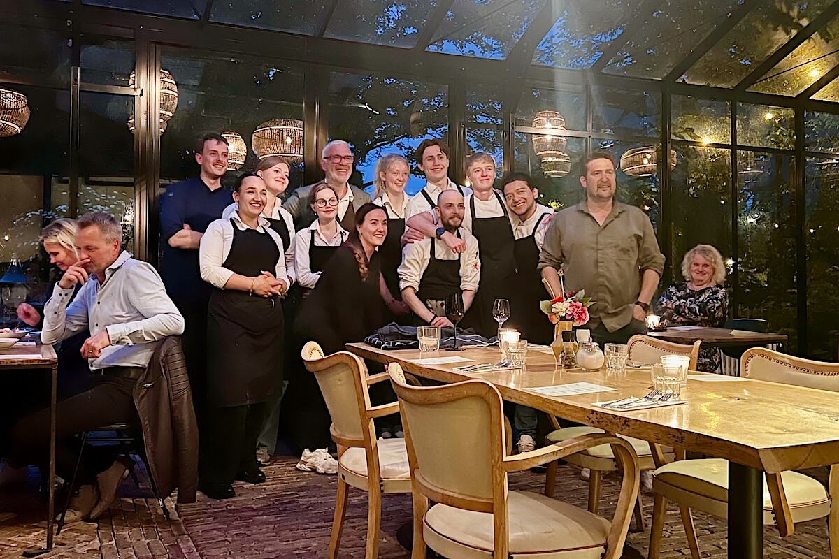 Het team van de Eendracht in 't IJkgebouw