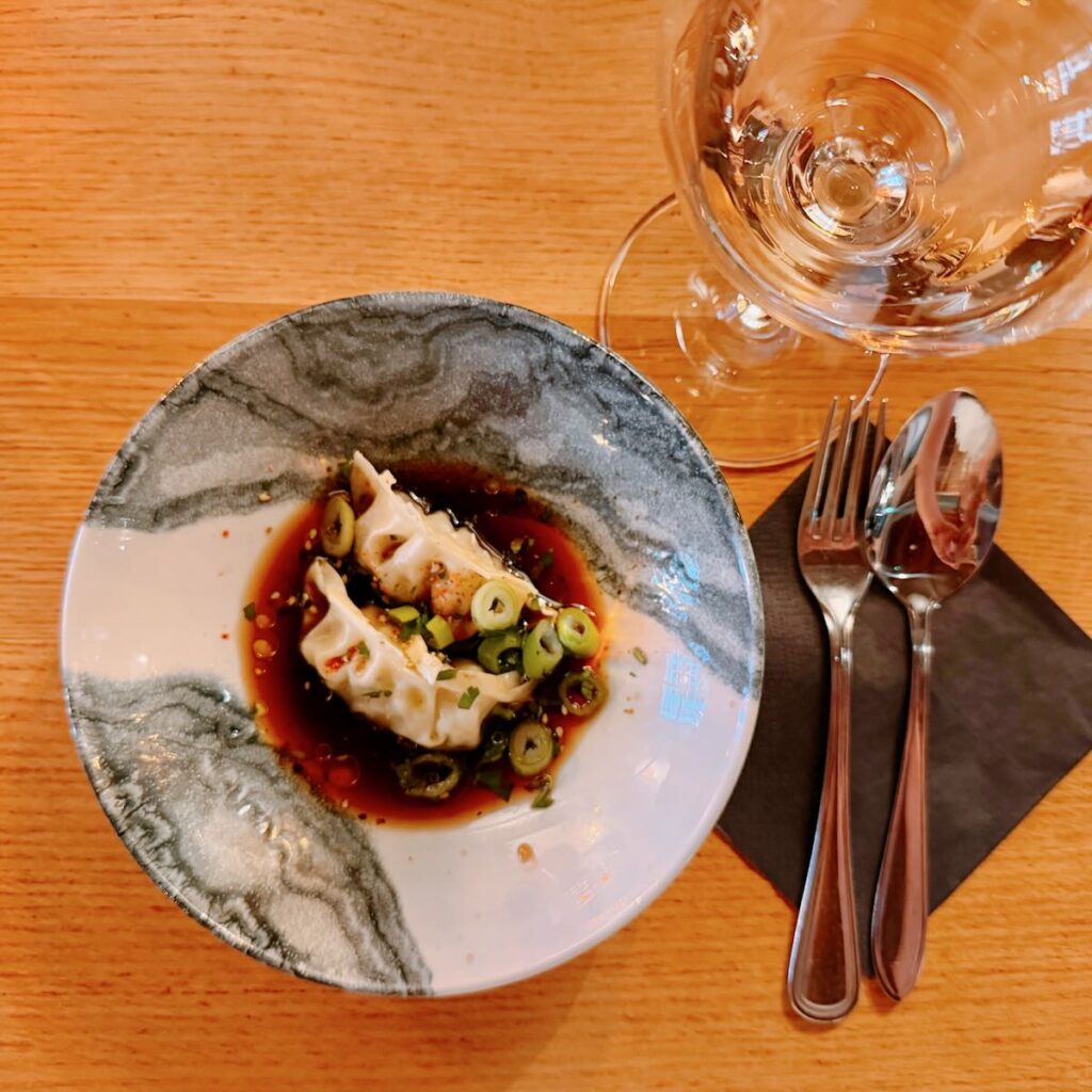 Amusetour Alkmaar - 2025 oktober - gyoza bij Fnidsen